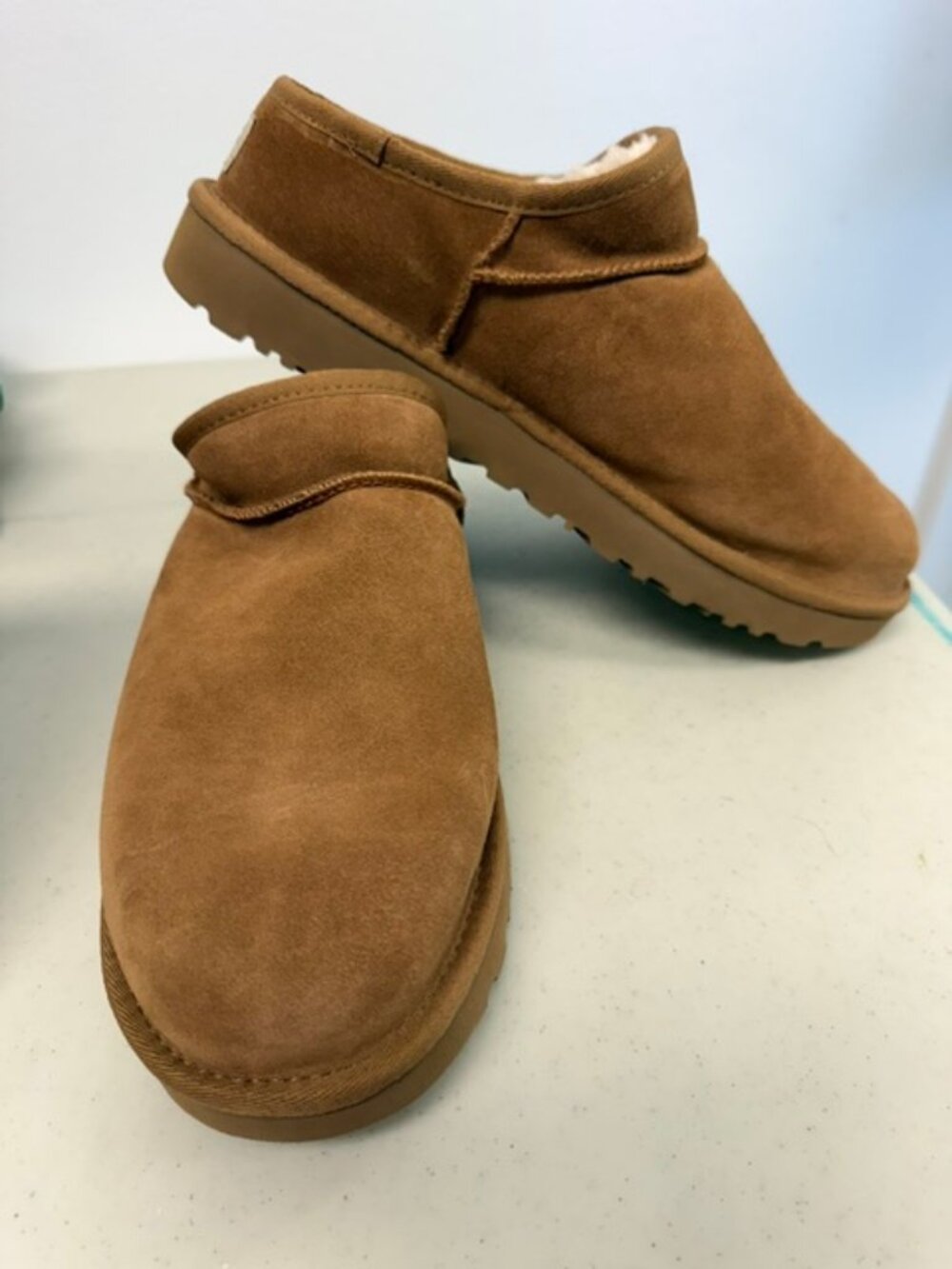 *NEW*  UGG Clogs - Size 11